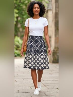Talbots Diamond Pleated Black & Cream Midi Skirt, NWT, Size: 12P